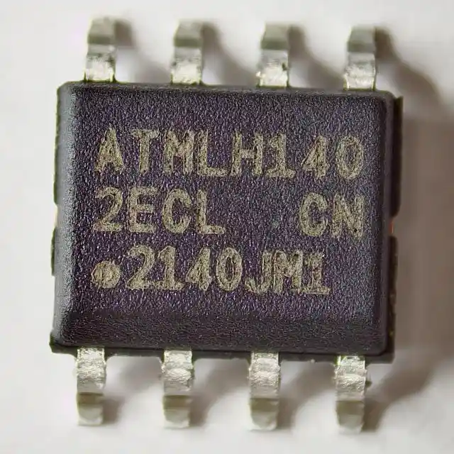 AT24C256C-SSHL-T