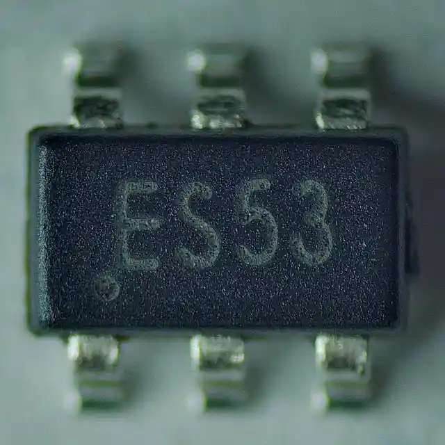 ESDA5V3SC6