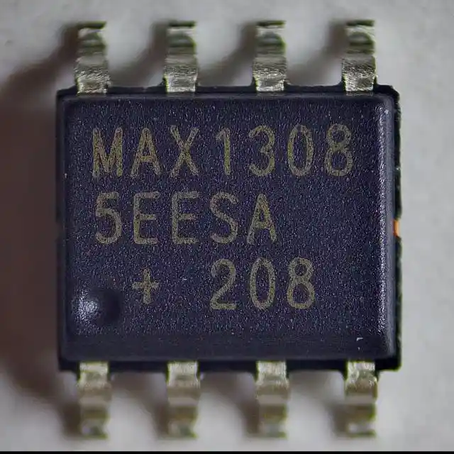 MAX13085EESA+T