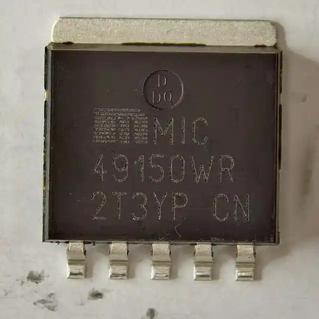 MIC49150WR-TR