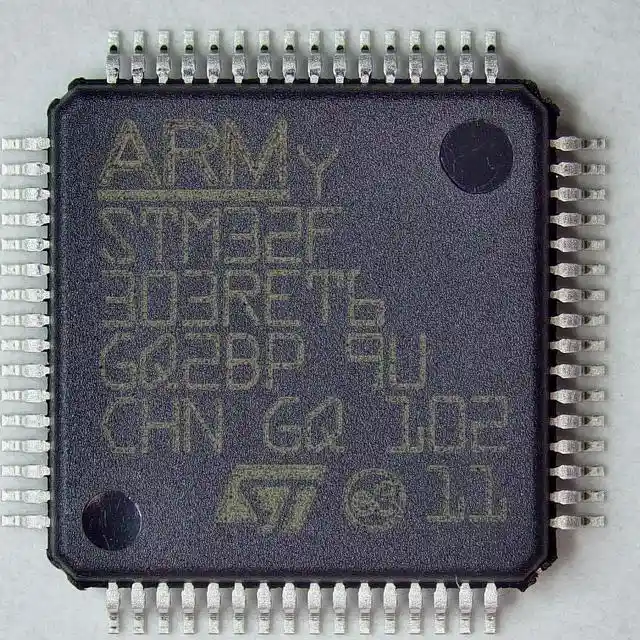 STM32F303RET6