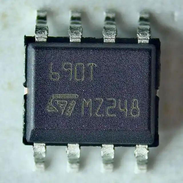 STM690TM6F