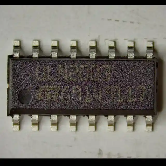 ULN2003D1013TR